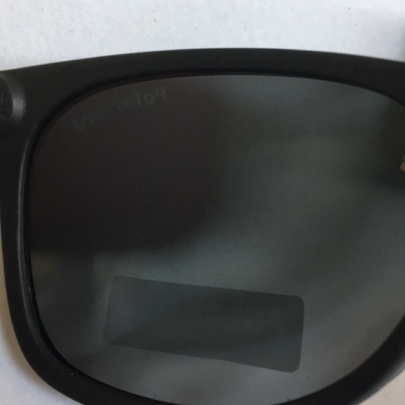 BNWT Polarized Bamboo Matt Black Sunglasses - Picture 6 of 6